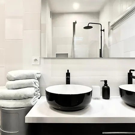 Superbe Cote Jardin Apartment *