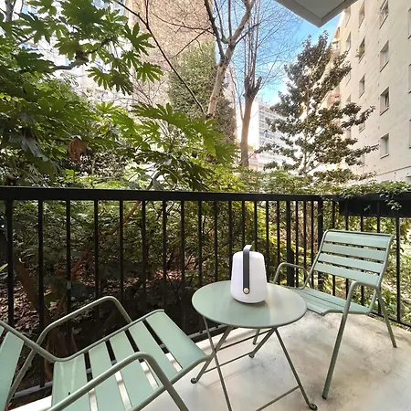 Superbe Cote Jardin Apartment